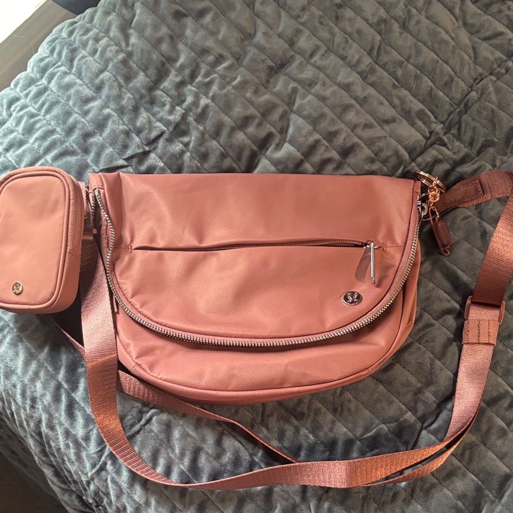 Lululemon spice chai Crossbody Bag NWOT (includes pouch and keychain)